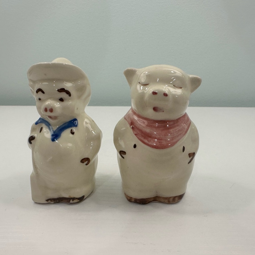 Vintage Shawnee Pig Salt & Pepper Shakers 3.5” Tall